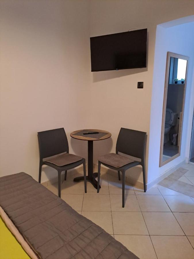 Anafis Cozi Apartment Athens Ngoại thất bức ảnh